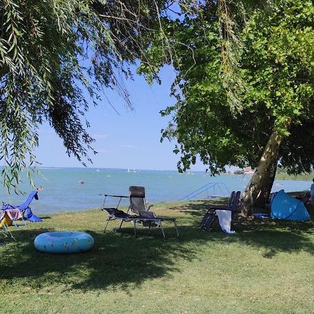 שיופוק Onebeach Apartman מראה חיצוני תמונה