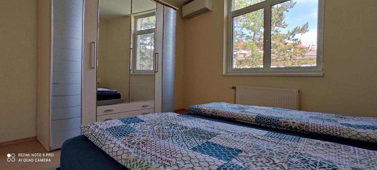 שיופוק Onebeach Apartman מראה חיצוני תמונה