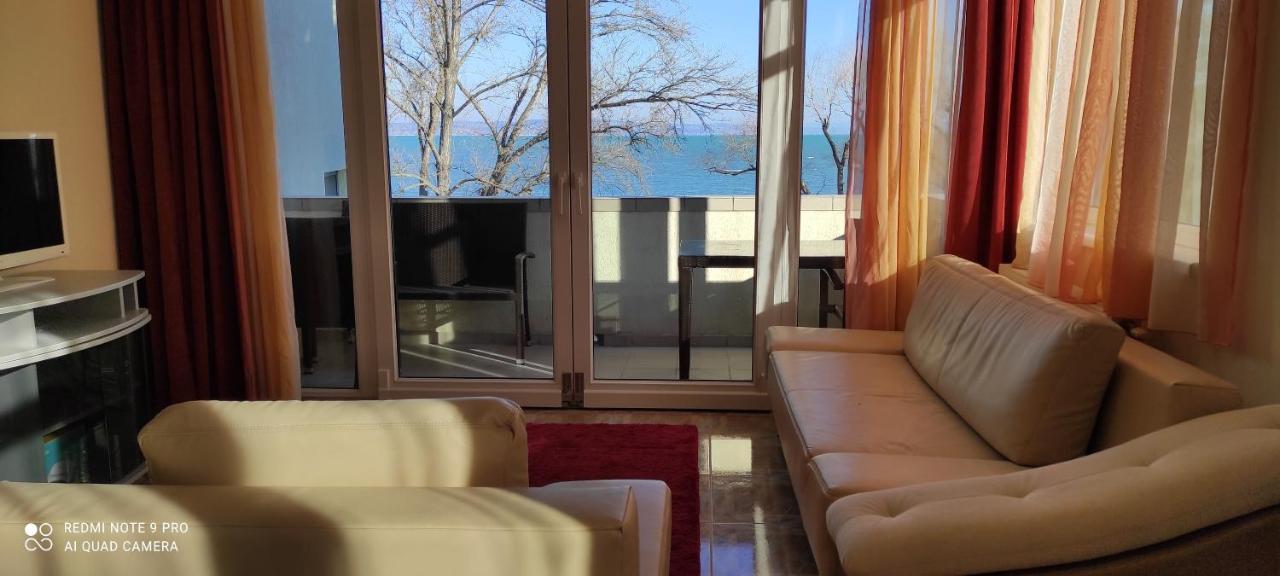 שיופוק Onebeach Apartman מראה חיצוני תמונה